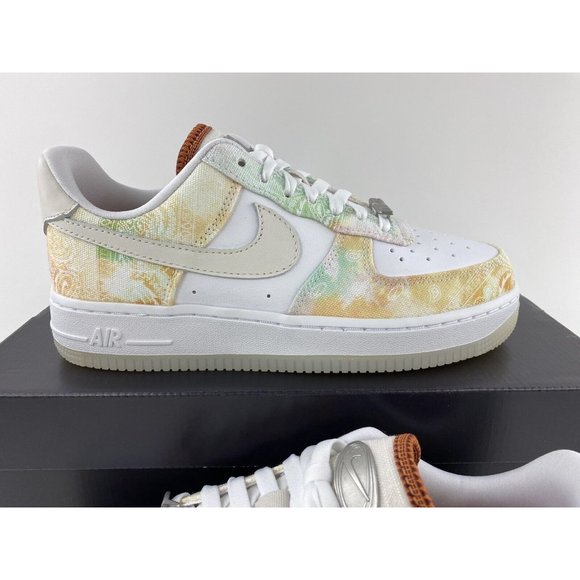 Nike Air Force 1 07 LX Pastel Paisley Women's Sneakers Shoes White FJ7739 101 - Picture 5 of 12